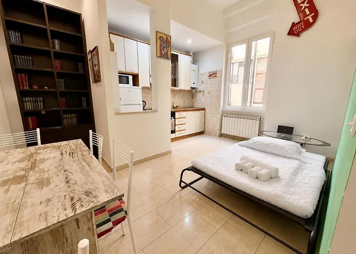 Casa Flavia *